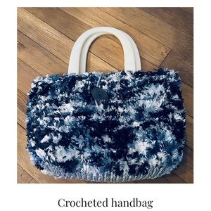 Spring or Summer Crocheted Purse bangle handles